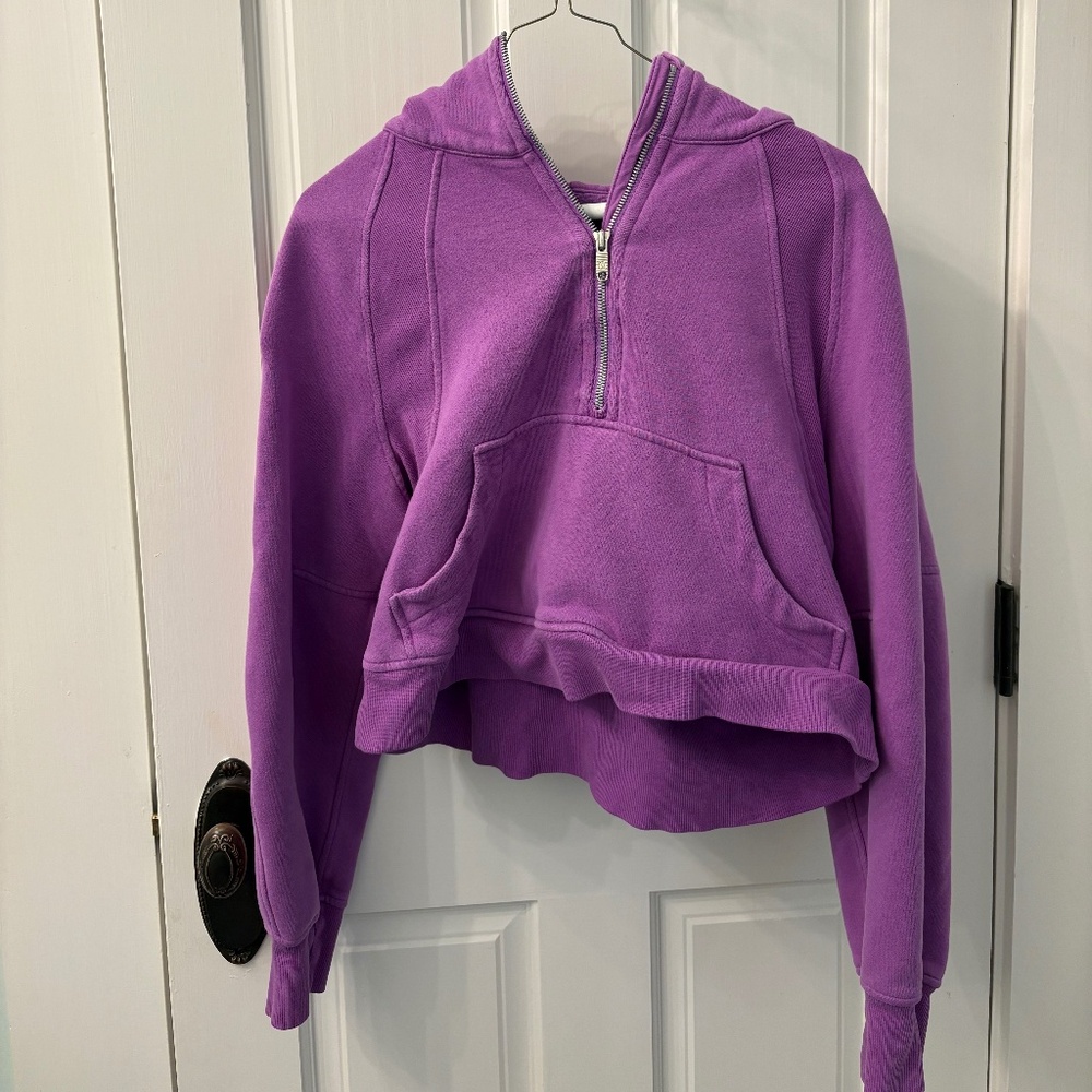Lululemon Scuba, Moonlight Magenta, Size XS/S